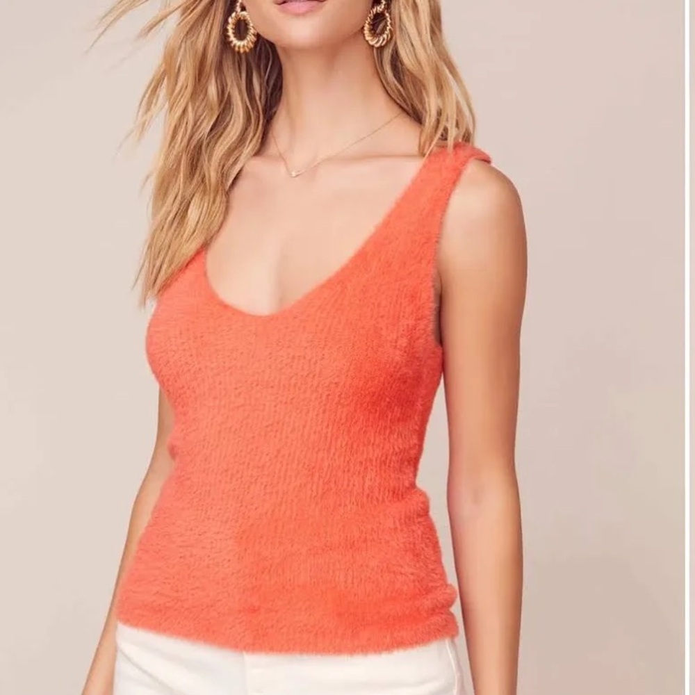 ASTR fuzzy v-neck tank